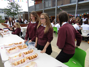 School children raise money for Sri Lanka