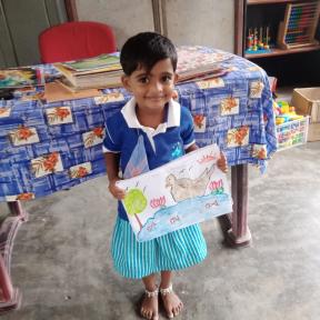 Sri Lanka students painting pictures