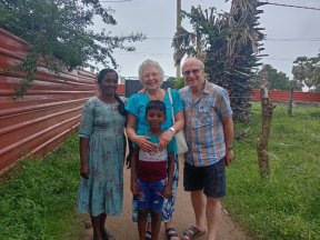 Picture: /imgresize/w288/images/blog-files/817/sponsor-child-meet-up.jpg