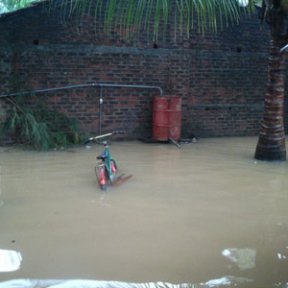 Flooded house in Sri Lanka